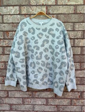 J.Jill grey leopard print crewneck pullover Size 2X